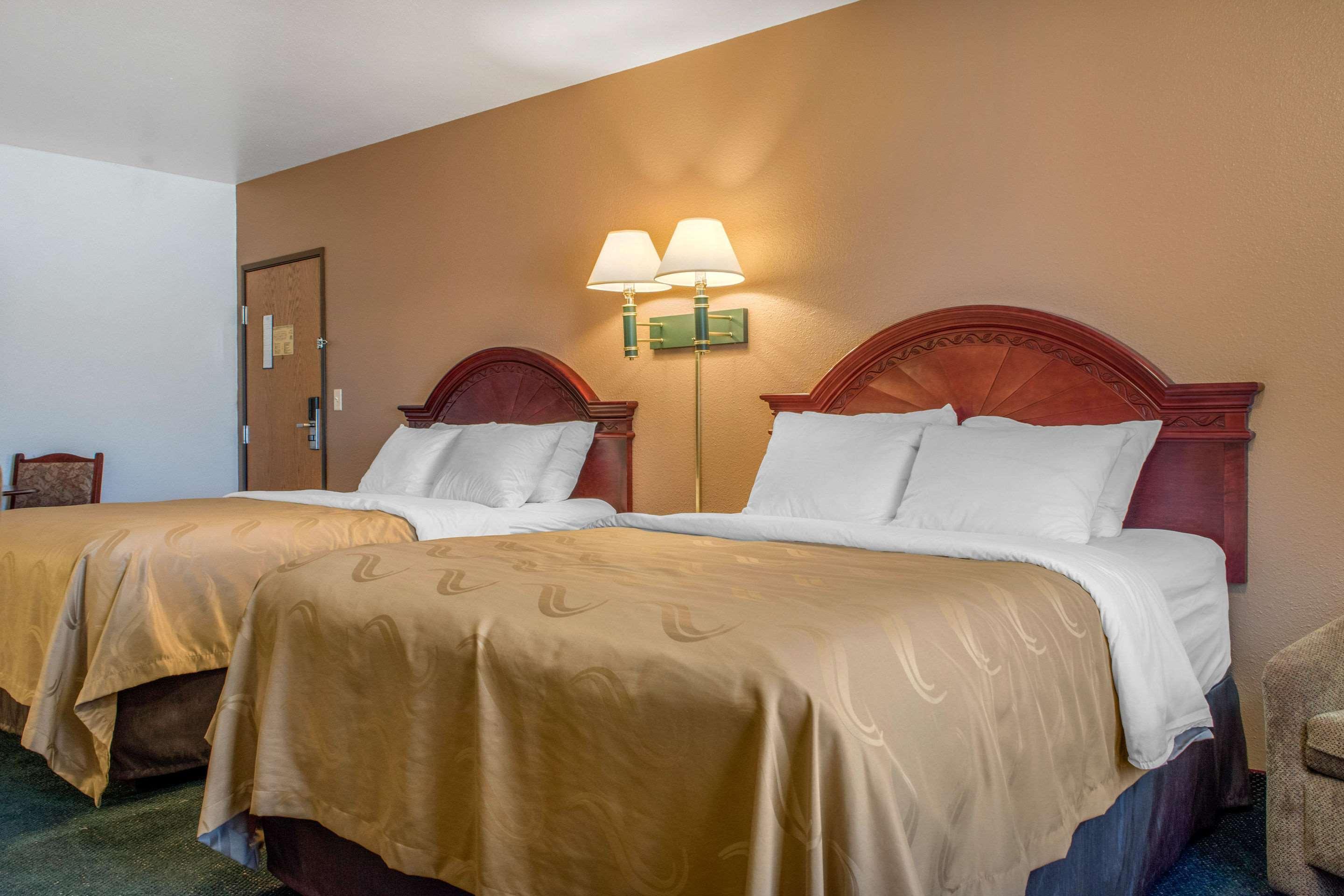 Quality Inn Έλενα Εξωτερικό φωτογραφία