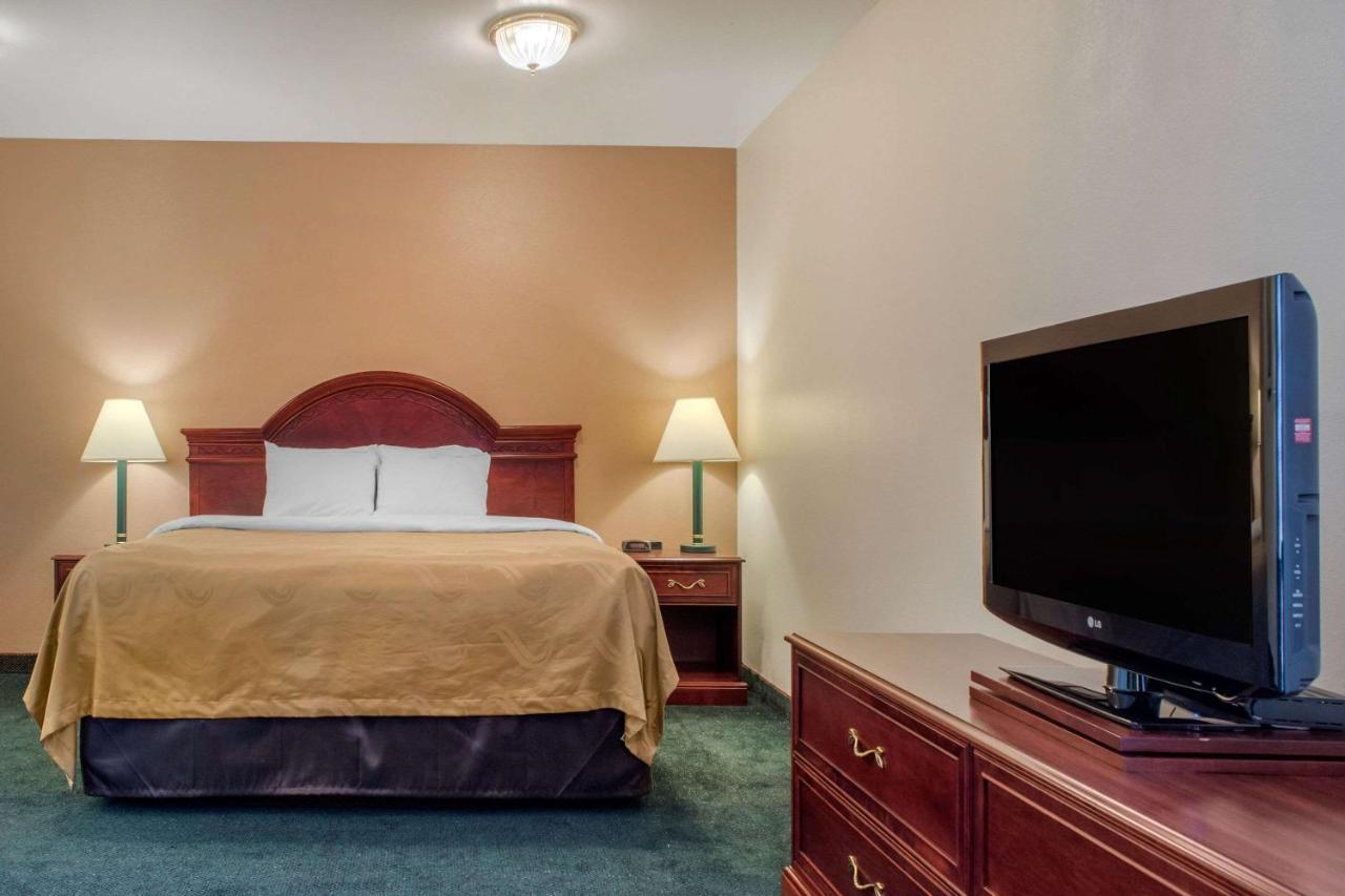 Quality Inn Έλενα Εξωτερικό φωτογραφία